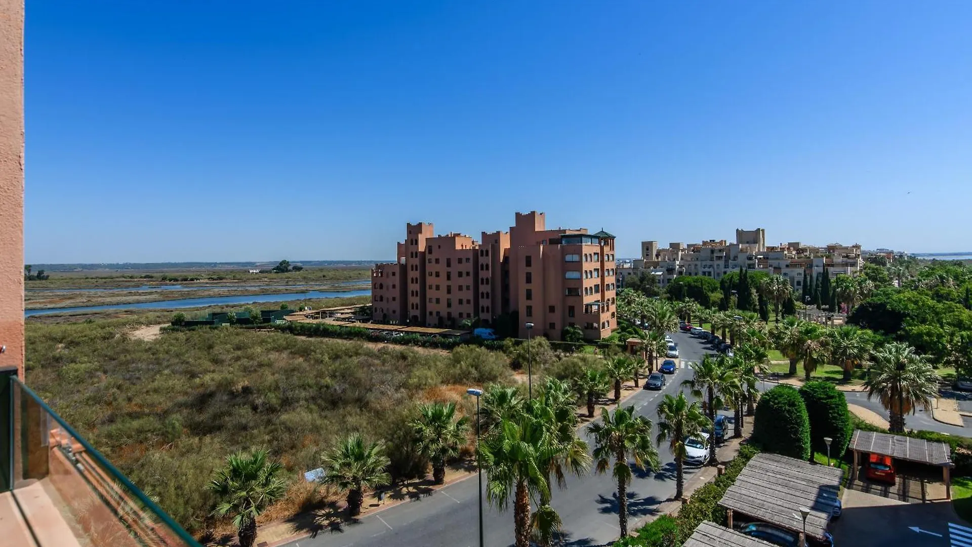 Las Palmeras By H - Playa Punta Del Moral Plhp100P100 Spain